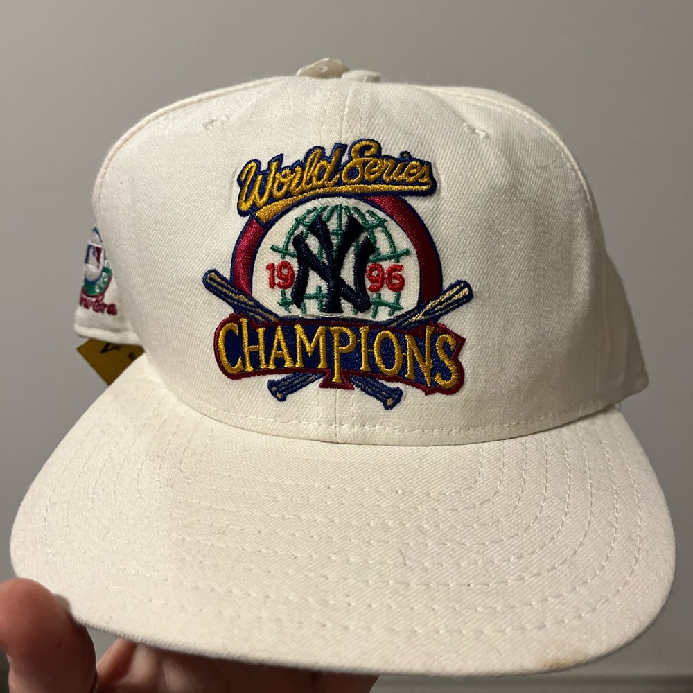 Vintage Yankees 1996 World Series Champions White SnapBack hat